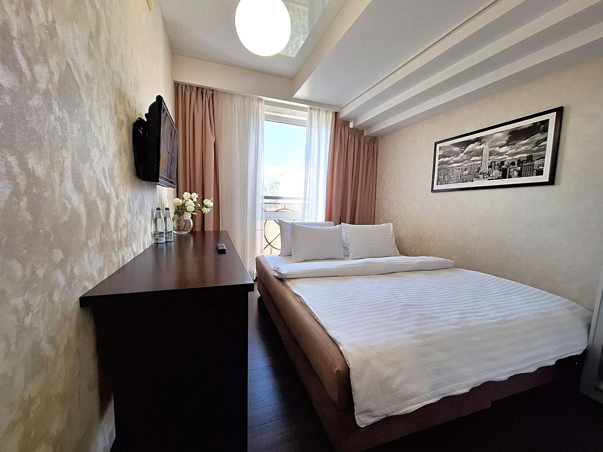 Найбільше Ліжко У Полтаві Мережа Alex Apartments Цілодобово Безконтактне Заселення Πολτάβα Εξωτερικό φωτογραφία